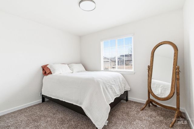 696 W Rams Hill, Kuna, ID 83634