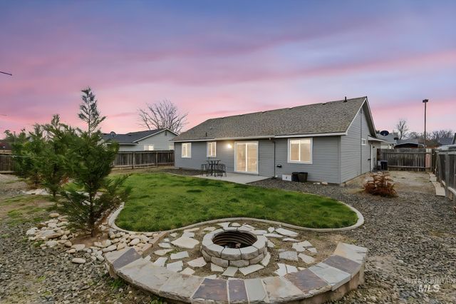 696 W Rams Hill, Kuna, ID 83634