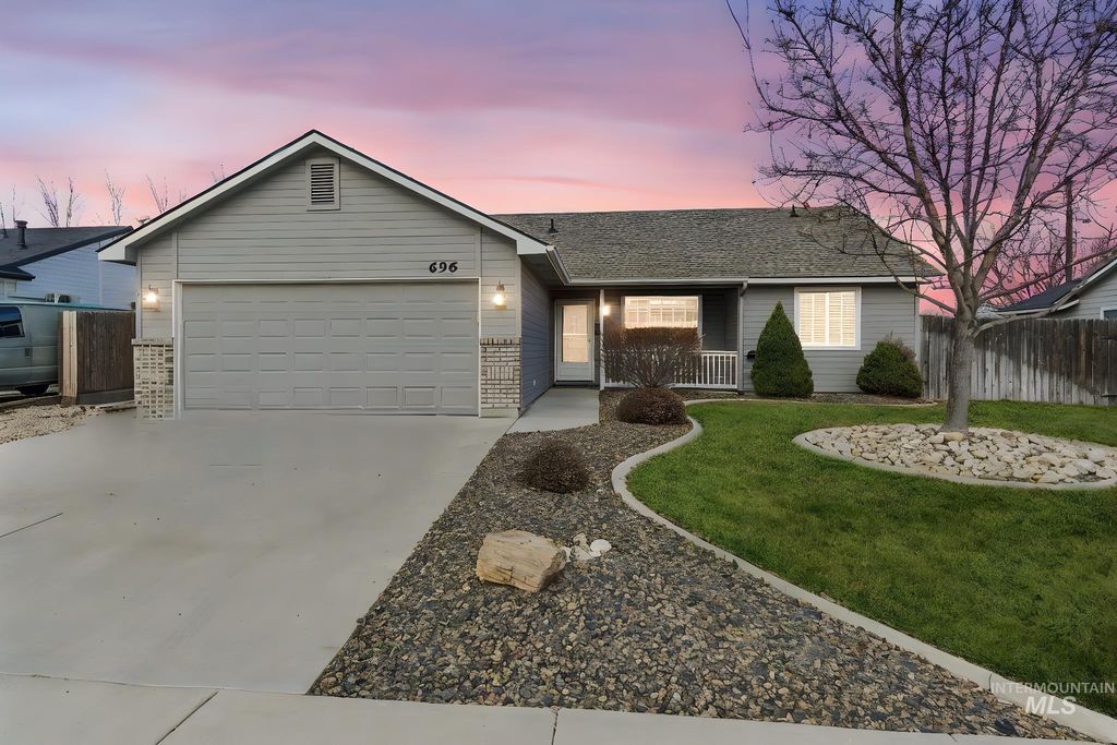 696 W Rams Hill, Kuna, ID 83634