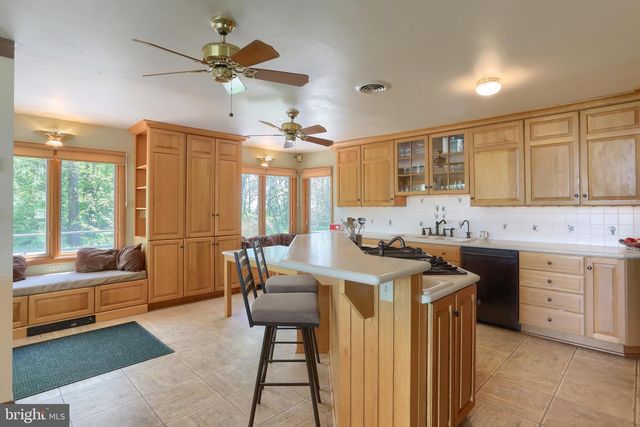 160 N RAMONA RD, Myerstown, PA 17067