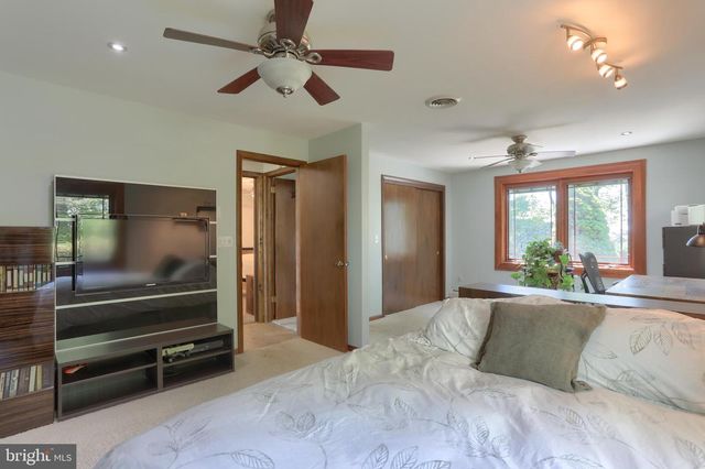 160 N RAMONA RD, Myerstown, PA 17067