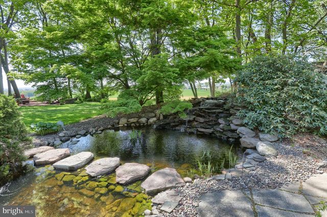 160 N RAMONA RD, Myerstown, PA 17067