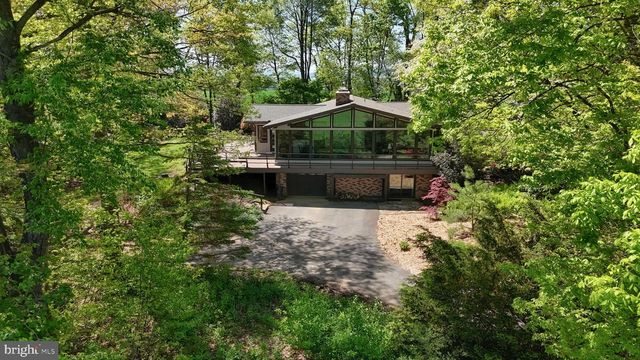 160 N RAMONA RD, Myerstown, PA 17067
