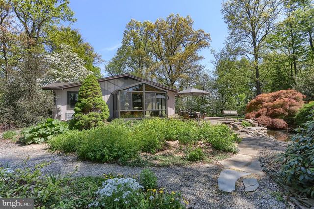 160 N RAMONA RD, Myerstown, PA 17067
