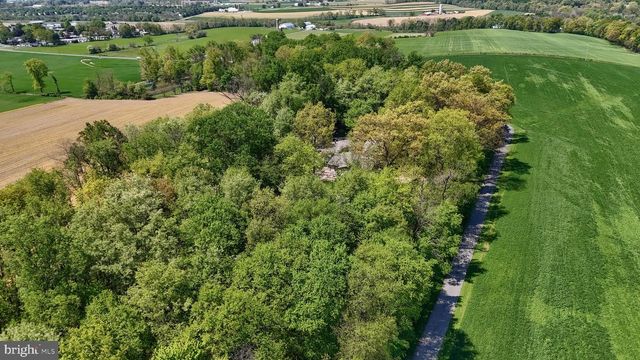 160 N RAMONA RD, Myerstown, PA 17067