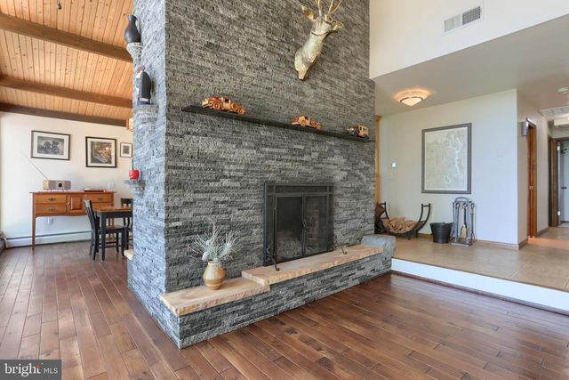160 N RAMONA RD, Myerstown, PA 17067