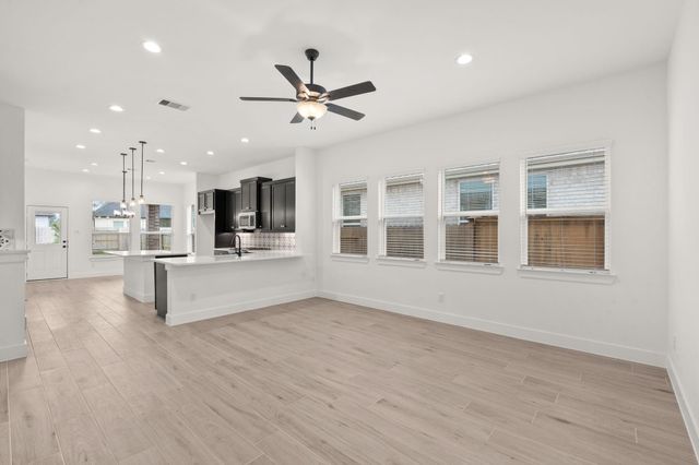 329 Rockrose Path, Willis, TX 77318