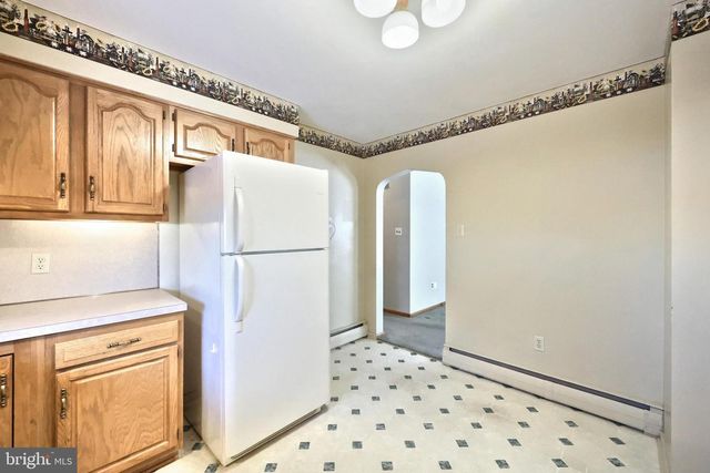 124 IVY DR, Red Lion, PA 17356