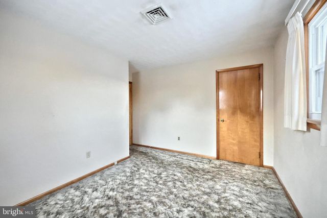 124 IVY DR, Red Lion, PA 17356