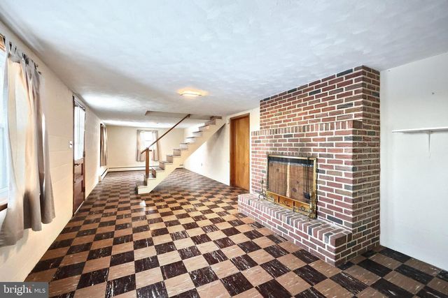 124 IVY DR, Red Lion, PA 17356