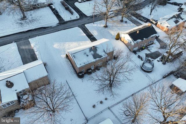 124 IVY DR, Red Lion, PA 17356