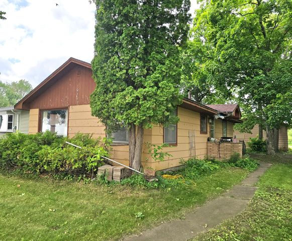 3421 Vista Road, Isle, MN 56342