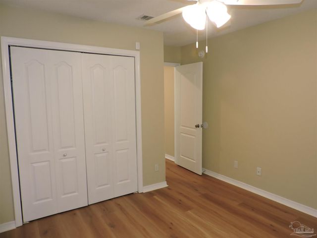637 Downhaul Dr, Pensacola, FL 32507