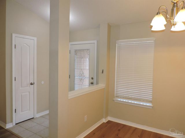 637 Downhaul Dr, Pensacola, FL 32507