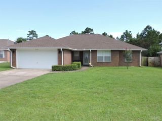 637 Downhaul Dr, Pensacola, FL 32507