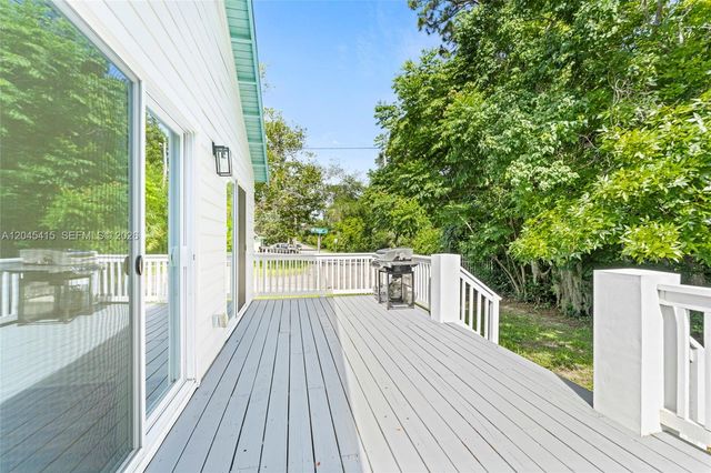 2 POINCIANA COVE RD, St Augustine, FL 32084