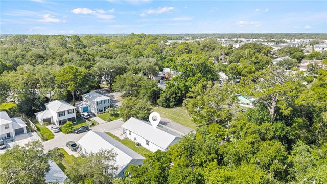 2 POINCIANA COVE RD, St Augustine, FL 32084