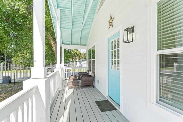 2 POINCIANA COVE RD, St Augustine, FL 32084