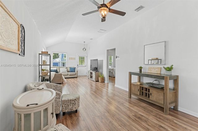 2 POINCIANA COVE RD, St Augustine, FL 32084