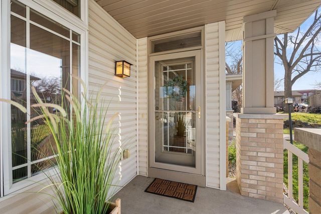 127 Carriage Way, Deforest, WI 53532