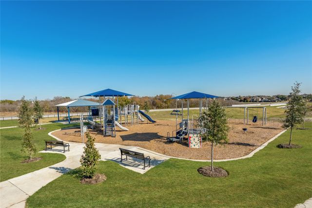 1124 Runway Road, Fort Worth, TX 76131