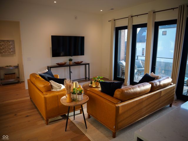 855 N East Street 203-B, Indianapolis, IN 46202