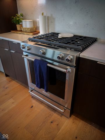 855 N East Street 203-B, Indianapolis, IN 46202