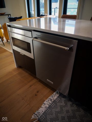 855 N East Street 203-B, Indianapolis, IN 46202