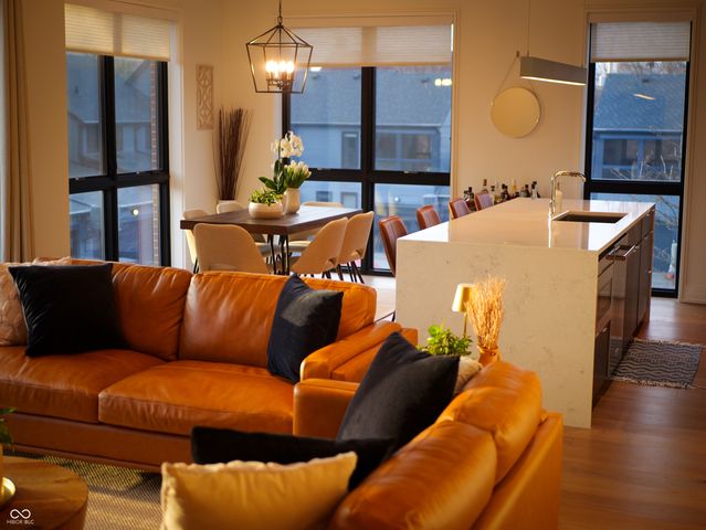 855 N East Street 203-B, Indianapolis, IN 46202