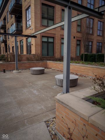 855 N East Street 203-B, Indianapolis, IN 46202