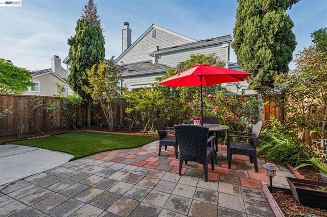 35 Britt Ct, Alameda, CA 94502