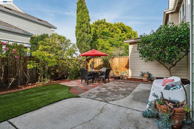 35 Britt Ct, Alameda, CA 94502