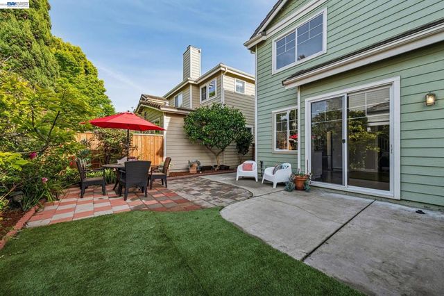 35 Britt Ct, Alameda, CA 94502