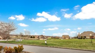 2569 Stone Manor Way, Clarksville, TN 37043