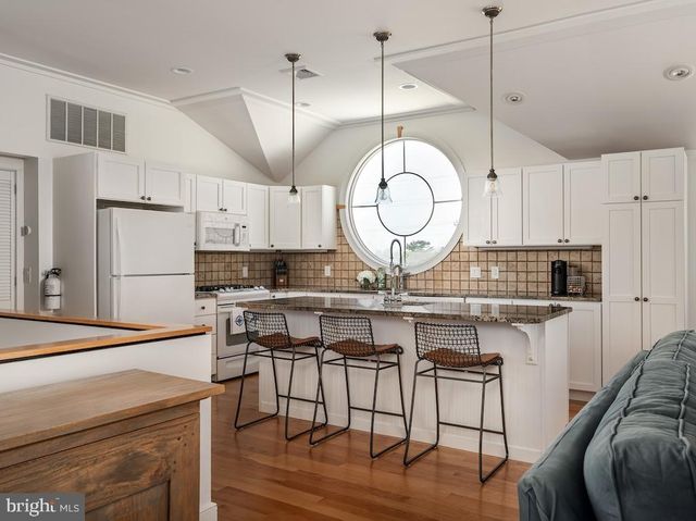 6305- B LONG BEACH BLVD, Harvey Cedars, NJ 08008
