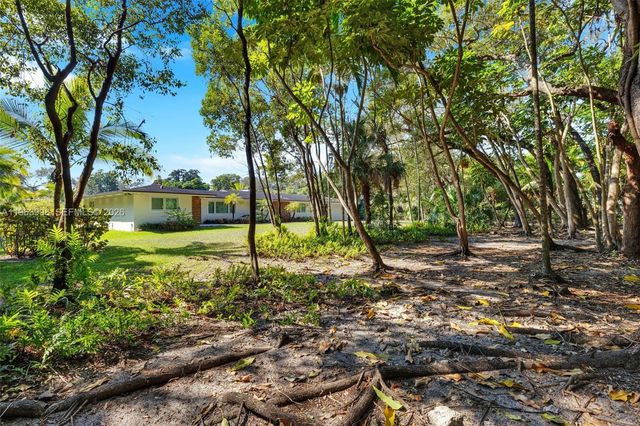 10110 SW 66th St, Miami, FL 33173