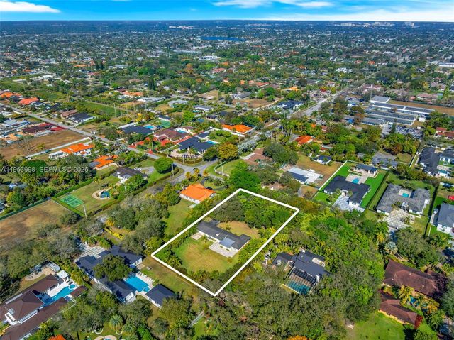 10110 SW 66th St, Miami, FL 33173