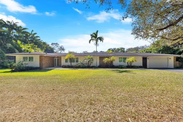 10110 SW 66th St, Miami, FL 33173