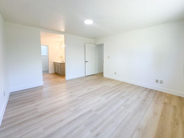 1465 W Tuolumne Road, Turlock, CA 95382