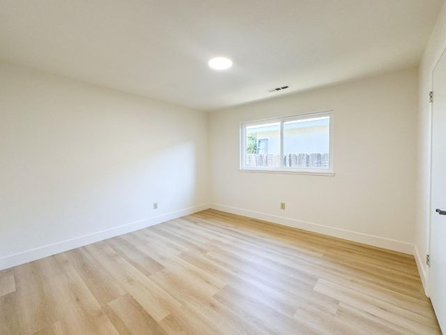 1465 W Tuolumne Road, Turlock, CA 95382