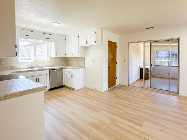 1465 W Tuolumne Road, Turlock, CA 95382