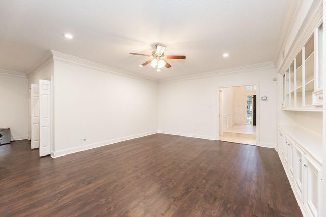 14102 N Suddley Castle Street, Houston, TX 77095