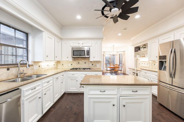 14102 N Suddley Castle Street, Houston, TX 77095