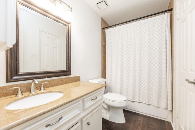 14102 N Suddley Castle Street, Houston, TX 77095