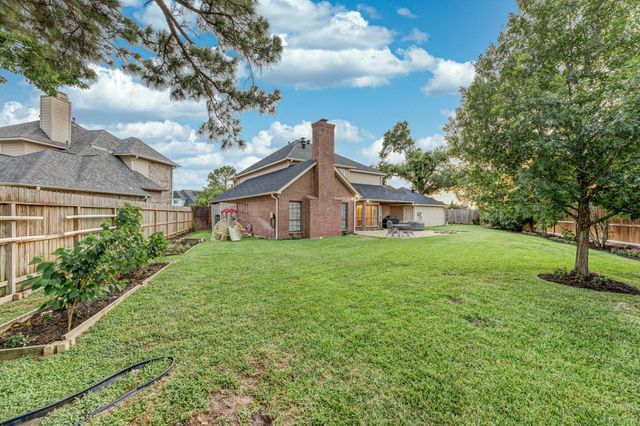 14102 N Suddley Castle Street, Houston, TX 77095