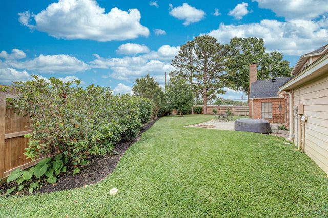 14102 N Suddley Castle Street, Houston, TX 77095