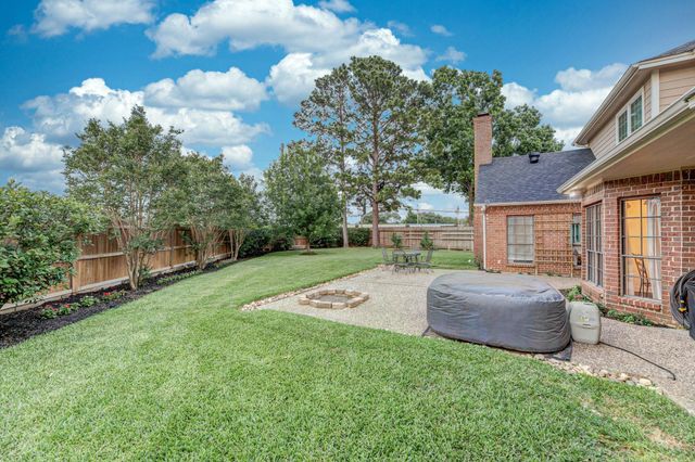 14102 N Suddley Castle Street, Houston, TX 77095