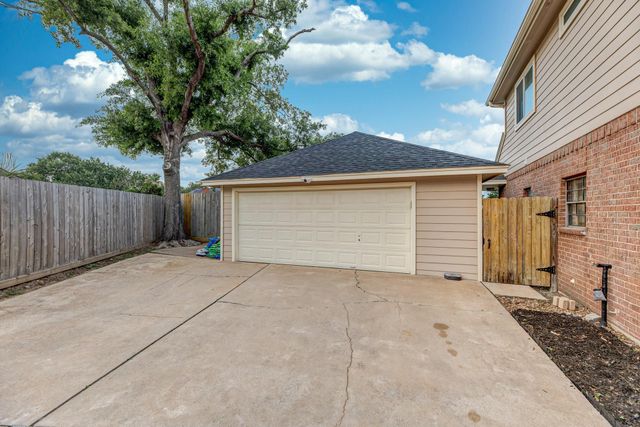 14102 N Suddley Castle Street, Houston, TX 77095