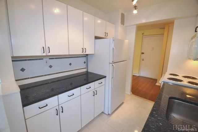 45 E Hartsdale Avenue 6K, Hartsdale, NY 10530