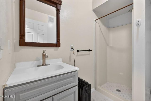 1886 Avenue B APT 1,2,3, Watervliet, NY 12189